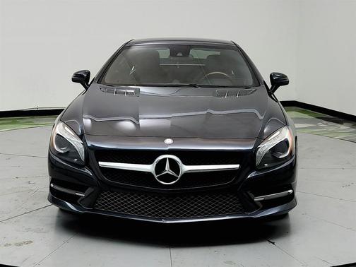 Gray 2013 Mercedes-Benz SL-Class SL550