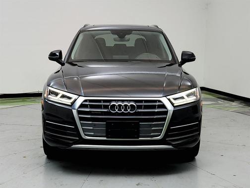 Black 2018 Audi Q5 Premium Plus