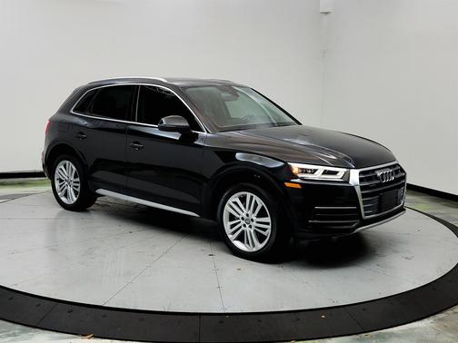 Black 2018 Audi Q5 Premium Plus