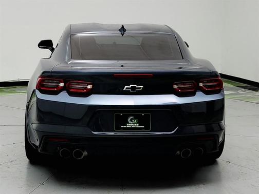 2021 Chevrolet Camaro LT1