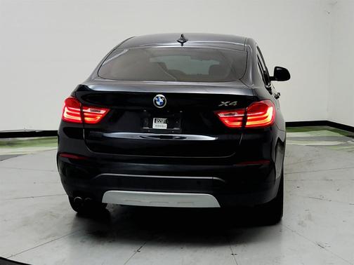 Black 2018 BMW X4 xDrive28i