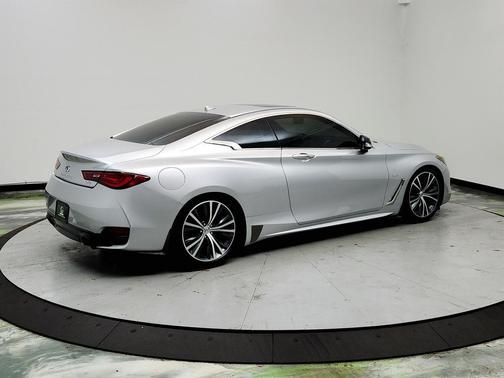 2018 INFINITI Q60 3.0T LUXE