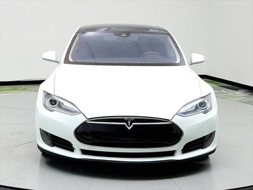 2016 Tesla Model S 70D