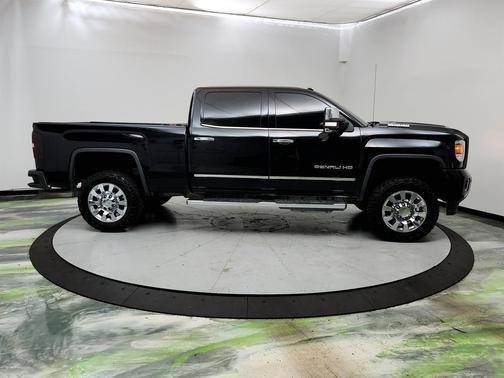 2019 GMC Sierra 2500 Denali