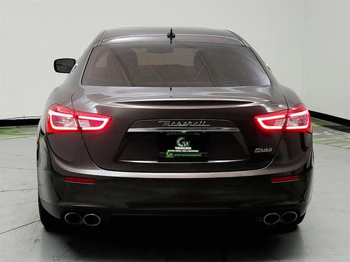 2016 Maserati Ghibli S