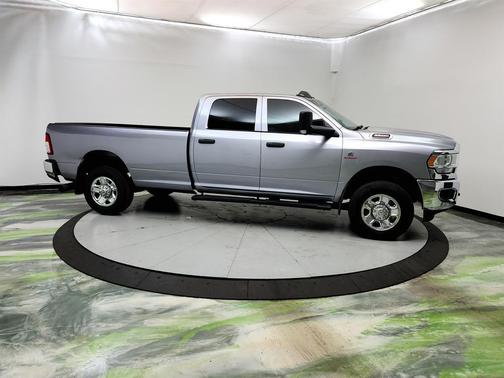 Aluminum 2021 RAM 3500 Tradesman