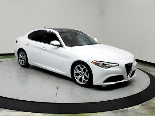 White 2020 Alfa Romeo Giulia Ti