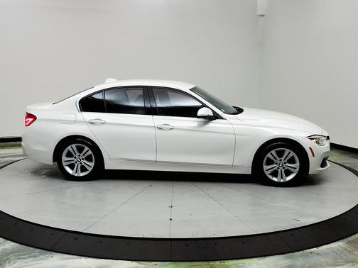 2018 BMW 330 330i