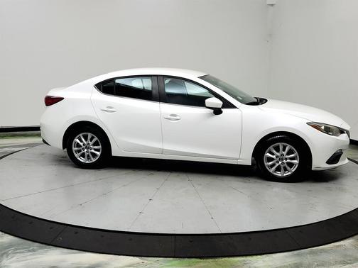 White 2016 Mazda Mazda3 i Sport