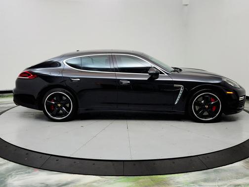 2014 Porsche Panamera Turbo