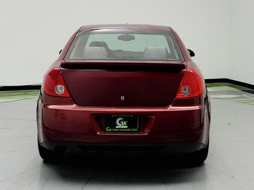 Red 2009 Pontiac G6 SE