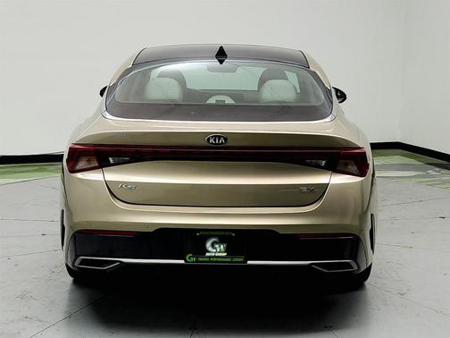 Tan 2021 Kia K5 EX