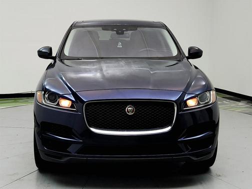 2017 Jaguar F-PACE 35t