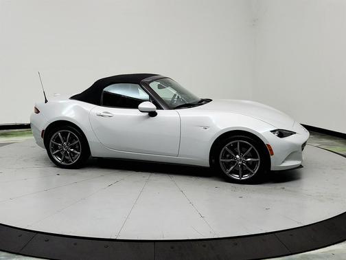 Aluminum 2016 Mazda MX-5 Miata Grand Touring