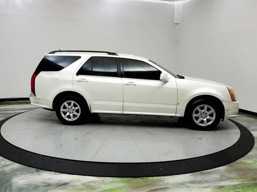 White 2009 Cadillac SRX V6