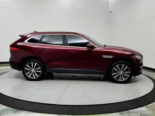 2017 Jaguar F-PACE 35t Prestige