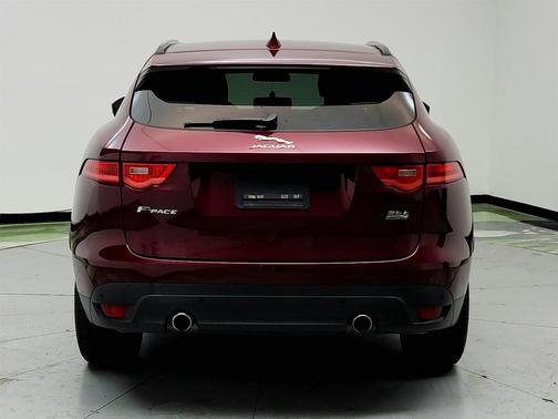2017 Jaguar F-PACE 35t Prestige