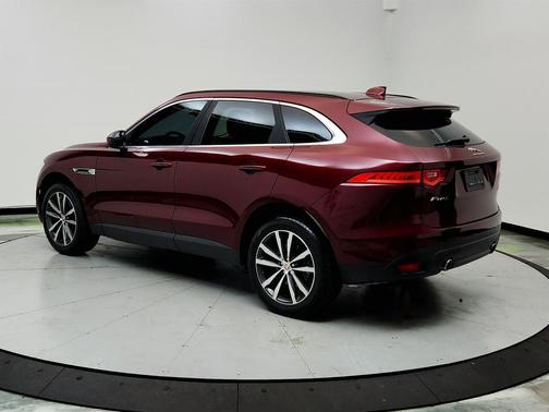 2017 Jaguar F-PACE 35t Prestige