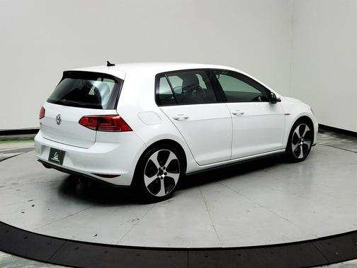 2017 Volkswagen Golf GTI 2.0T S 4-Door