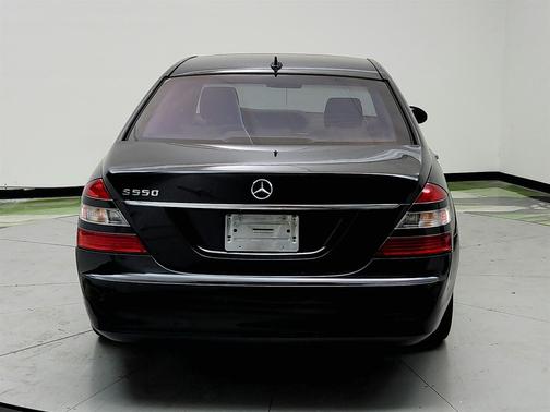 Black 2008 Mercedes-Benz S-Class S550