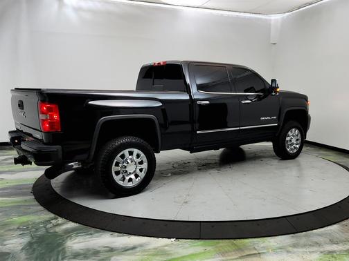 2016 GMC Sierra 2500 Denali