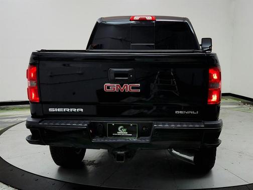 2016 GMC Sierra 2500 Denali