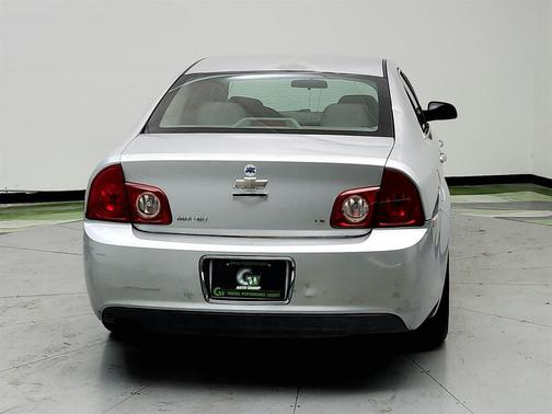 Aluminum 2009 Chevrolet Malibu LS