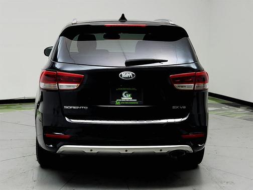 2016 Kia Sorento SX