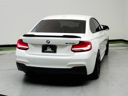 2014 BMW M235 M235i