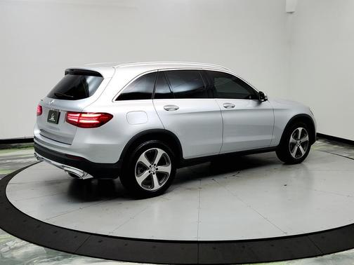 2017 Mercedes-Benz GLC 300 Base