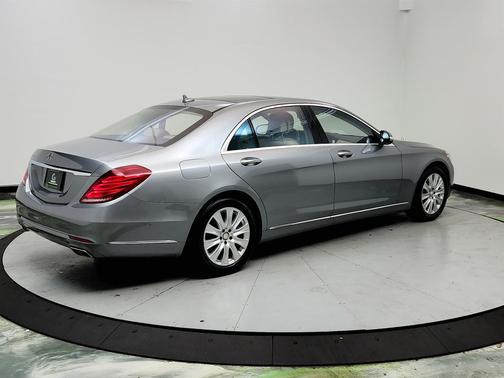 2014 Mercedes-Benz S-Class S550