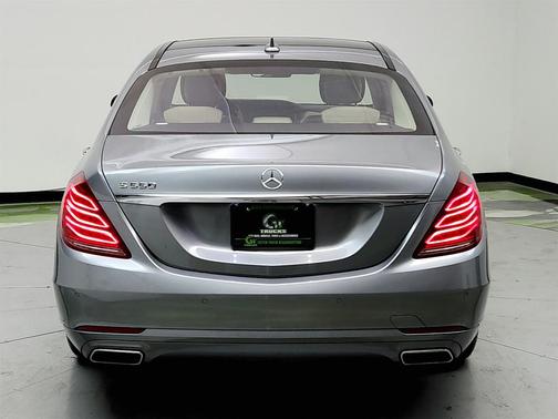 2014 Mercedes-Benz S-Class S550