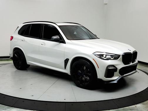 2020 BMW X5 M50i