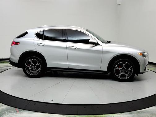 2018 Alfa Romeo Stelvio Ti