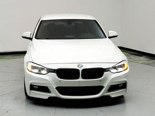 2016 BMW 328 328i