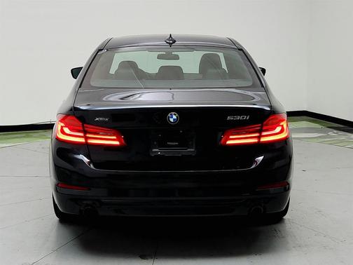 2019 BMW 530 530xi