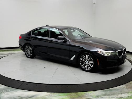2019 BMW 530 530xi
