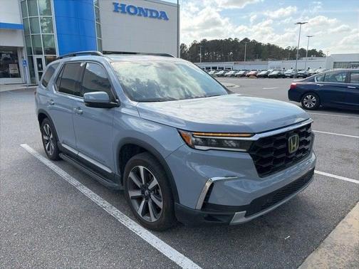 Sonic Gray Pearl 2024 Honda Pilot