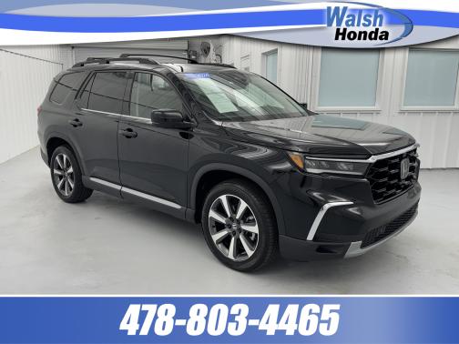 Crystal Black Pearl 2024 Honda Pilot
