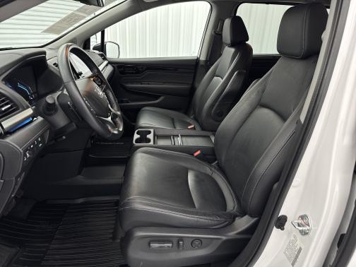 2023 Honda Odyssey 
