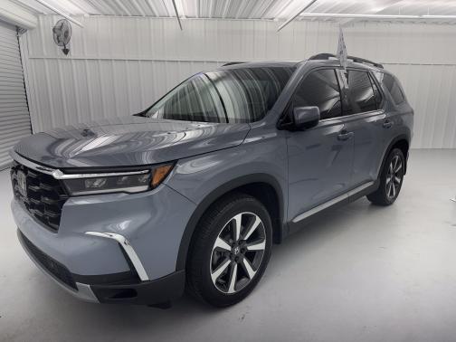 Sonic Gray Pearl 2025 Honda Pilot