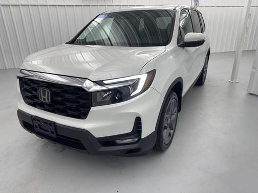 Platinum White Pearl 2023 Honda Passport