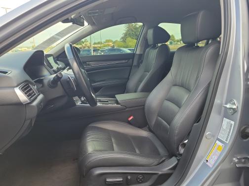 2022 Honda Accord 