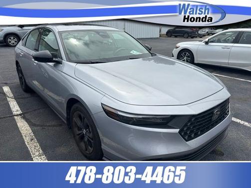 Solar Silver Metallic 2025 Honda Accord