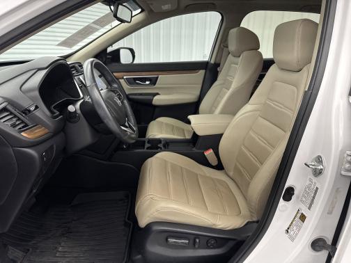Platinum White Pearl 2022 Honda CR-V