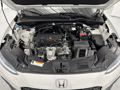 Platinum White Pearl 2023 Honda HR-V
