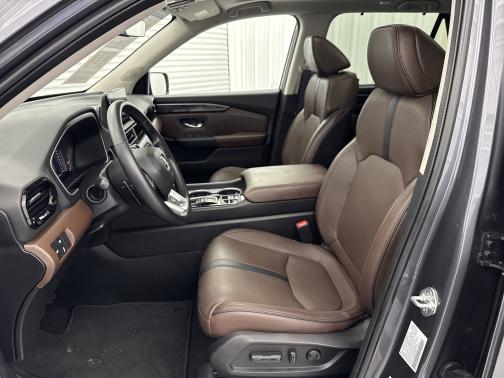 Modern Steel Metallic 2023 Honda Pilot