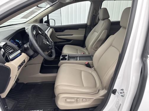 2023 Honda Odyssey 