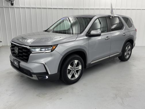 Lunar Silver Metallic 2023 Honda Pilot