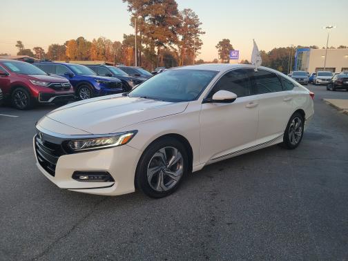 2020 Honda Accord 